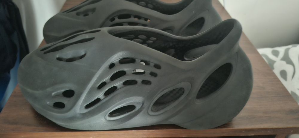 Adidas yeezy foam runner