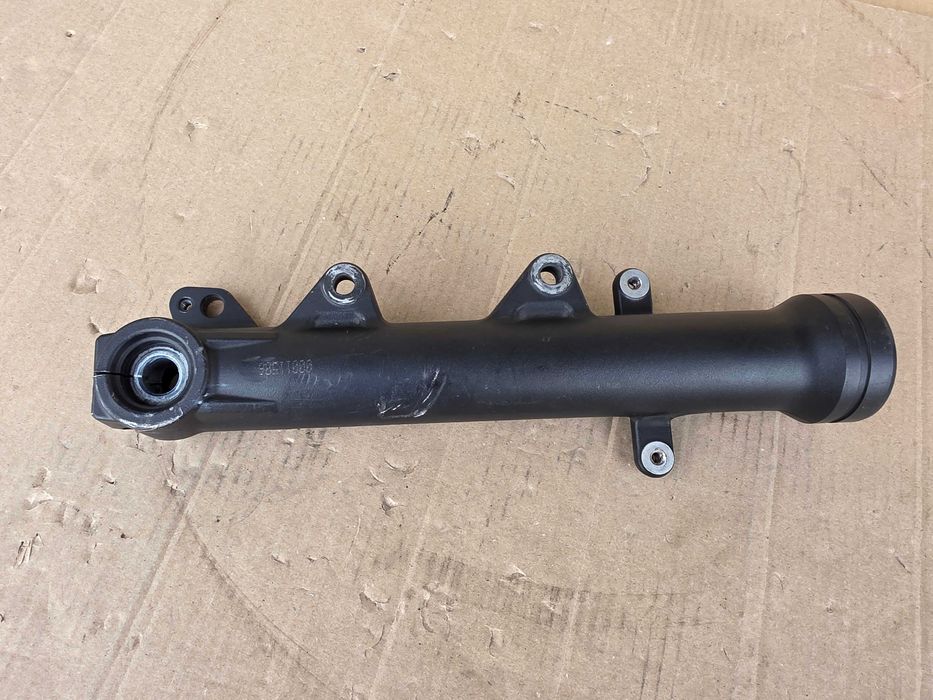 Goleń golenie lagi laga zawieszenie Yamaha MT 07 MT-07 MT07 prawa