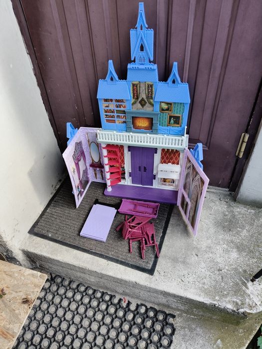 Duży Składany domek zamek dla lalek z bajki Kraina Lodu Frozen