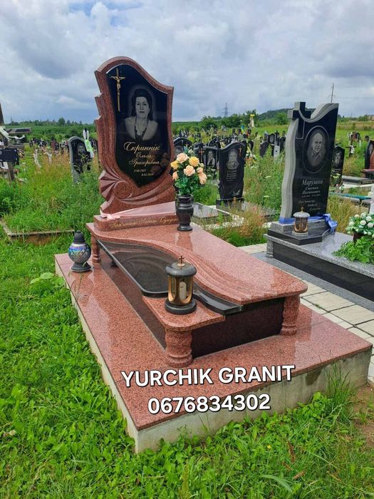 Пам'ятники з Граніту від виробника