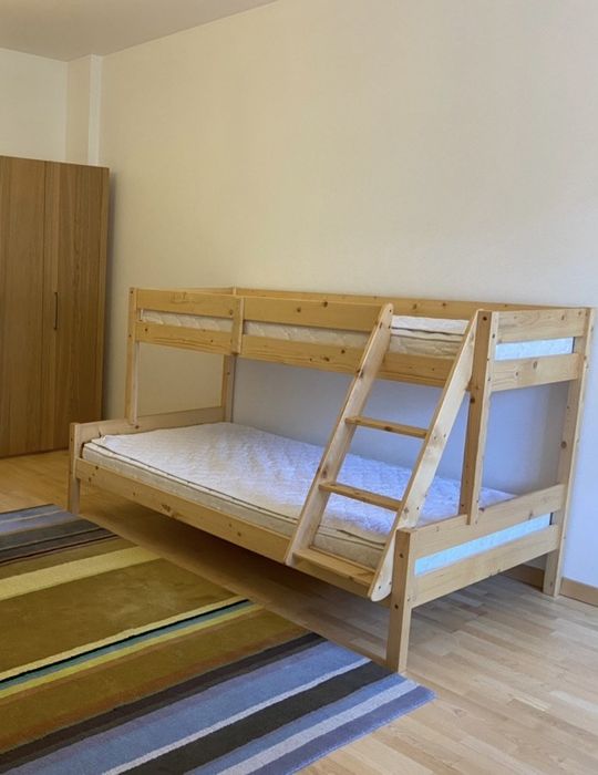 Ліжко +2 матраци, дитяче двоярусне з масиву сосни 120*200см і 80*200см