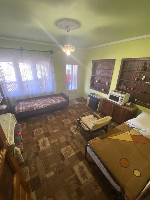 Продам будинок у передмісті Берегова