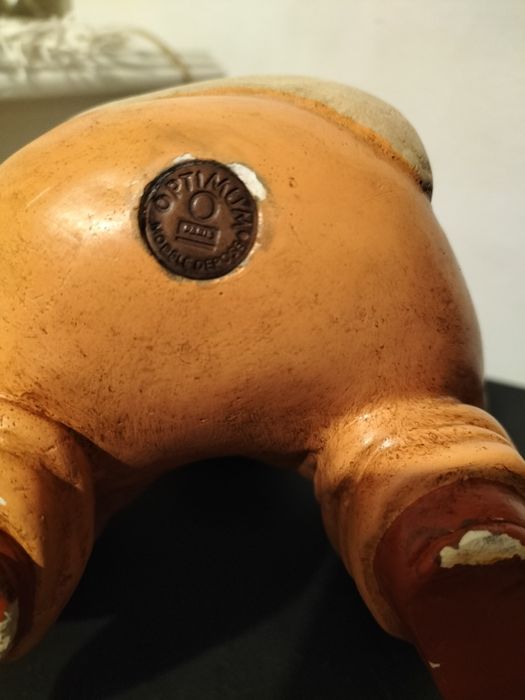 Boneco de porcelana antigo