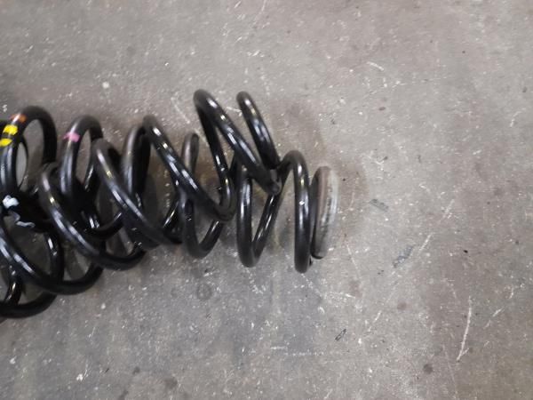 Mola de suspensão trás direita PEUGEOT 308 SW