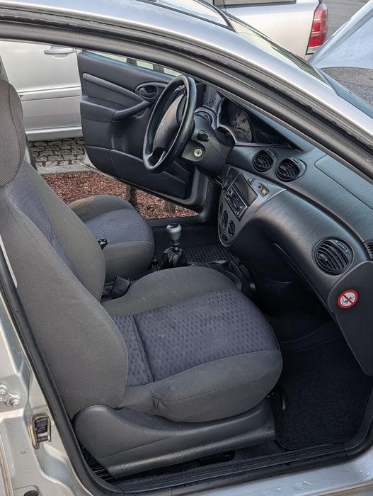 Ford Focus 1.8 TDDI 2002 com avaria na bomba injetora
