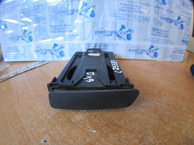 Grelha Friso Gre2559 RENAULT LAGUNA 3 2009 1.5DCI 110CV 5P PRETO INTERIOR GRE SUPORTE PARA COPOS