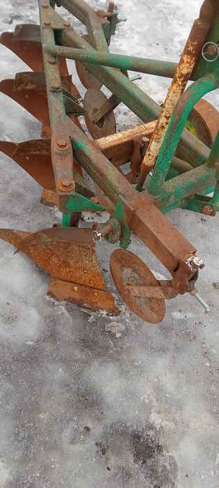 Продам плуг чотирох корпусний