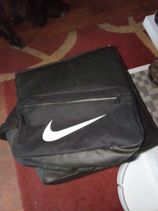Bolsa Nike em excelente estado