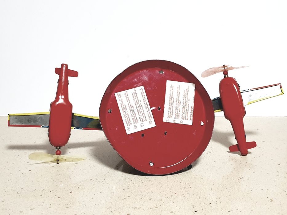 Raro brinquedo de movimento vintage Alemão em  chapa