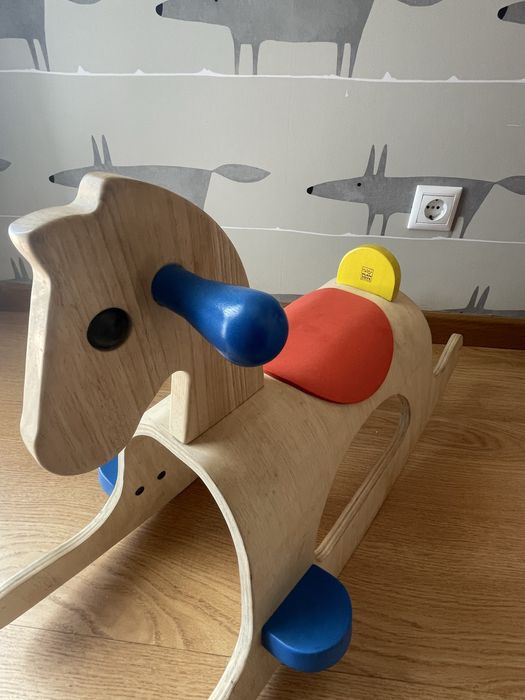 Cavalinho Baloiço de Madeira