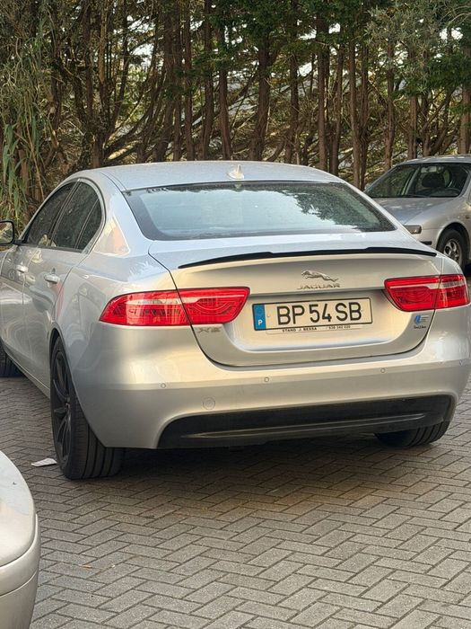 Jaguar XE (impecavel )