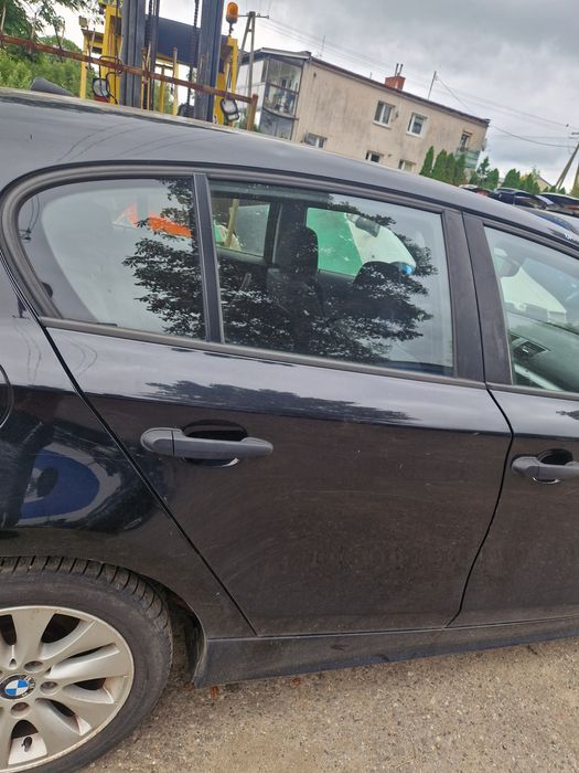 Drzwi prawe tył BMW E87 schwarz 2