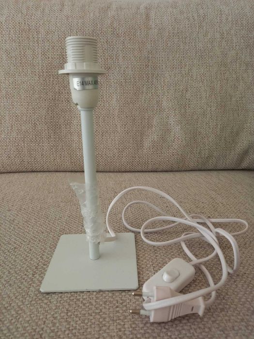 Base de candeeiro de mesa Kinda Home