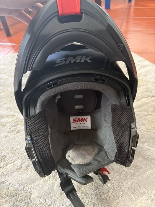 Capacete modular SMK