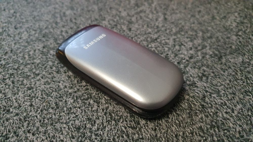 Telefon Samsung GT-E1150i + bateria + ładowarka.  Bez SIMLOCK! Sprawny