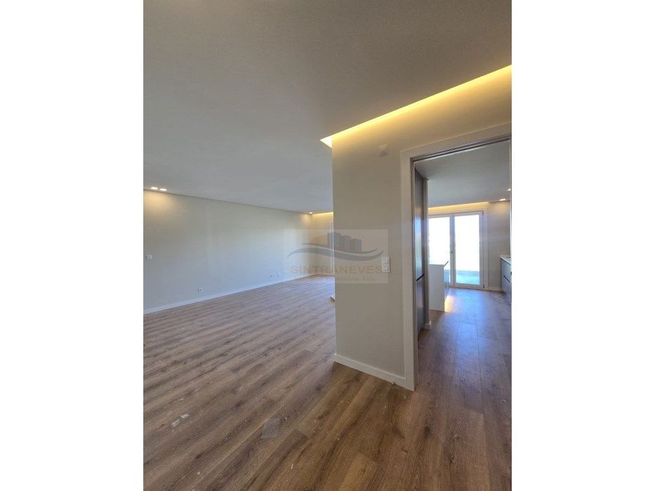 T2 Novo a estrear de luxo no Infantado Plaza! O seu refúgio em Lour...