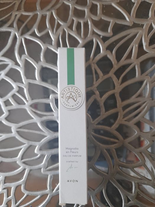 Unikat Avon Magnolia en Fleurs