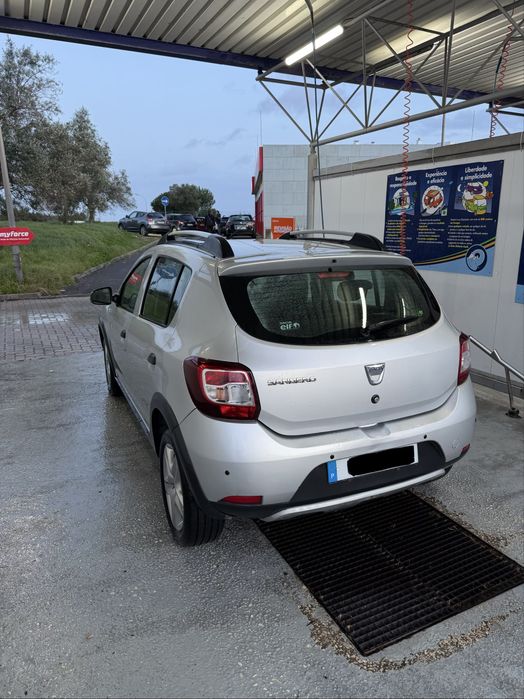 Dacia Sandero stepway 1.5dci Nacional (poucos KM)