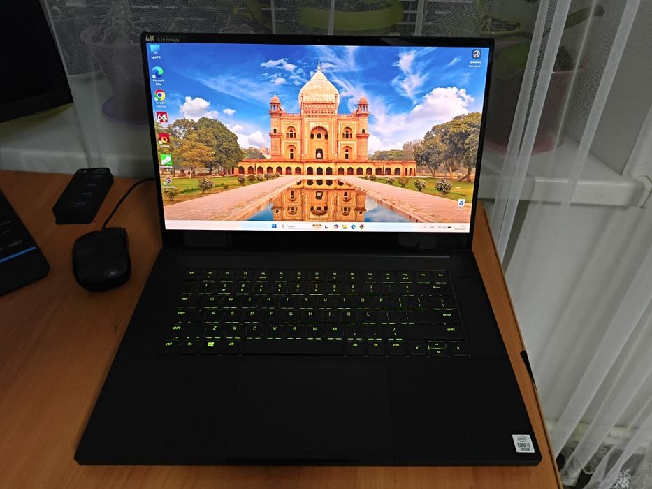 Ігровий Razer Blade/4k-Oled/RTX 2070/I7/16/512