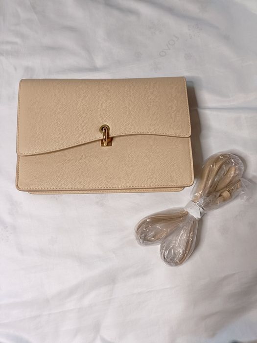 Mala de mão elegância da Oriflame