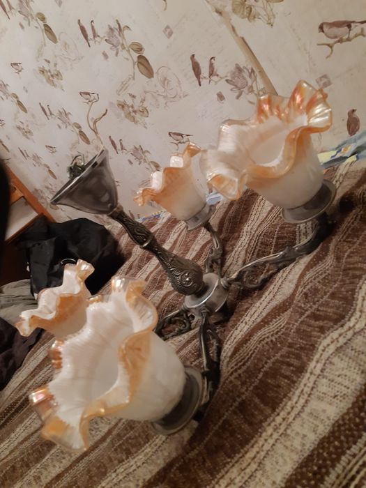 Люстра чотирьохпдафонна