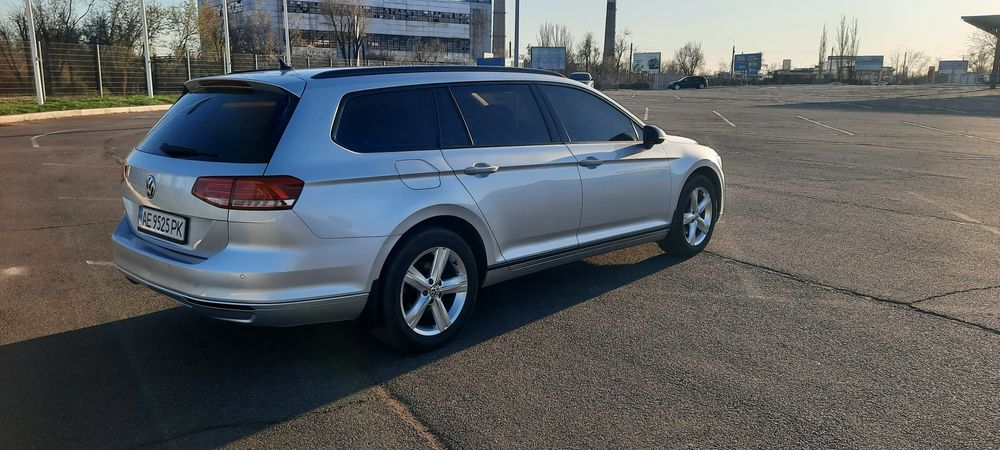 Volkswagen b8 2015
