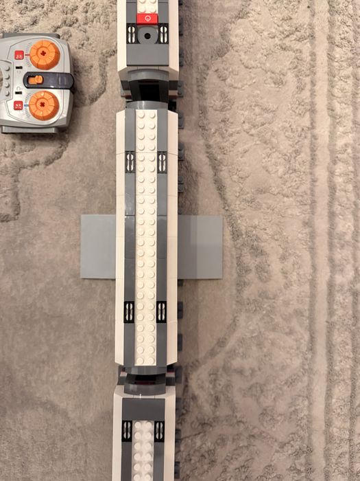 Pociąg Lego City Superszybki