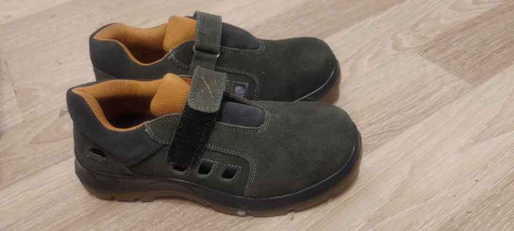 Buty robocze nowe r. 41