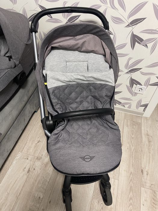 Універсальна коляска 2 в 1 Easy Walker MINI