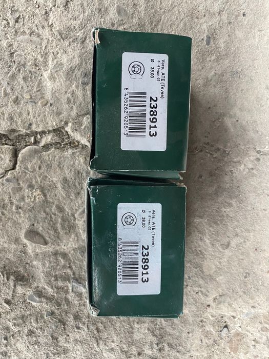 Ремкомплект гальмівного супорта 2 шт.на Volvo S 40 V50: FRENKIT 238913