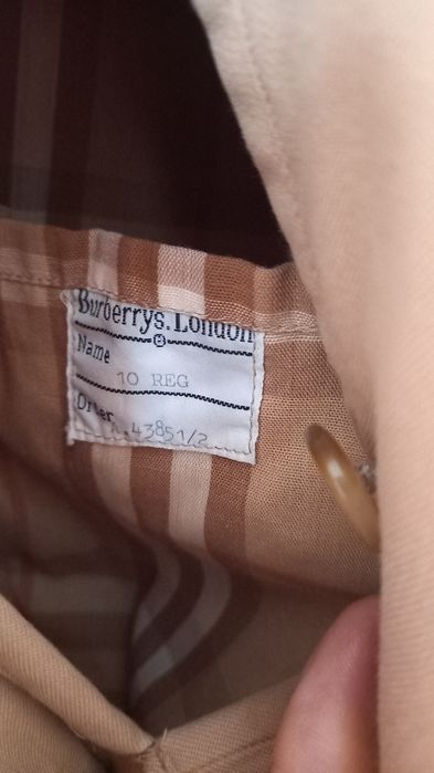 Trench Burberry mulher vintage