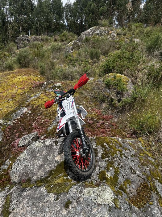 Vendo Pit Bike 140cc de 2024