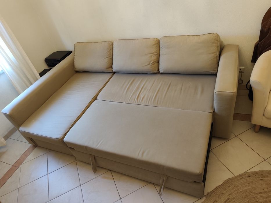 Sofá-cama com chaise longue IKEA– Em excelente estado