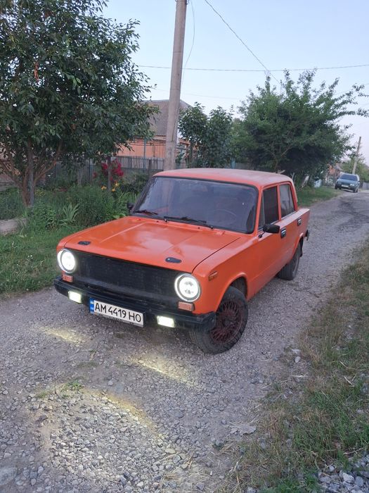 Продам ваз 21013