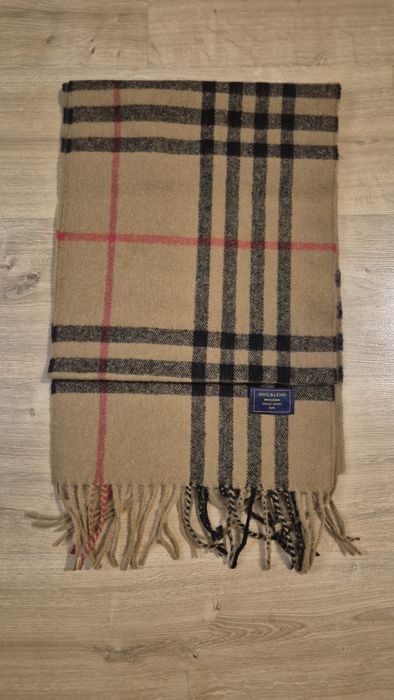 Szalik burberry nowy