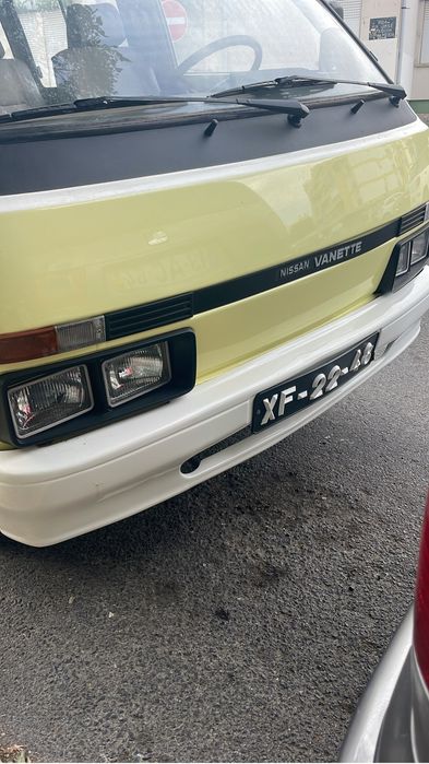 Nissan Vanette 5 ou 8 lugares - alugamos 80 eur (dia)