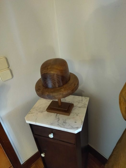 Molde de chapéu muito antigo