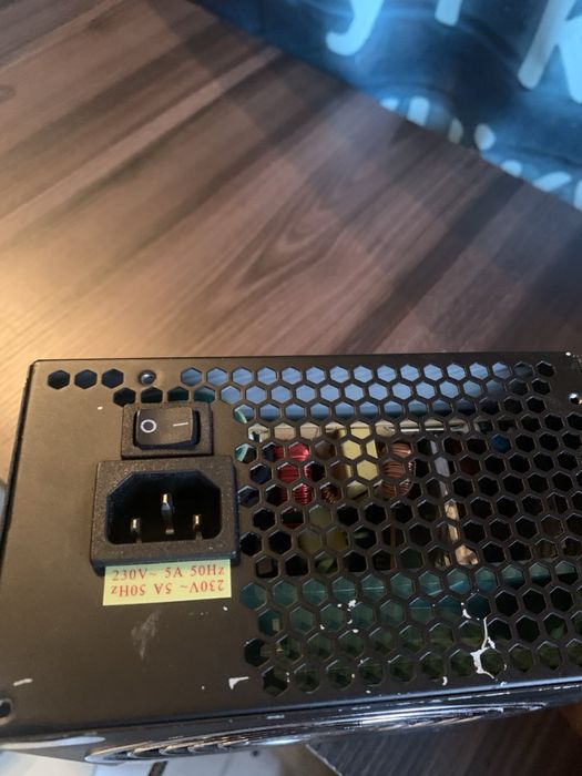 Блок живлення до компютера