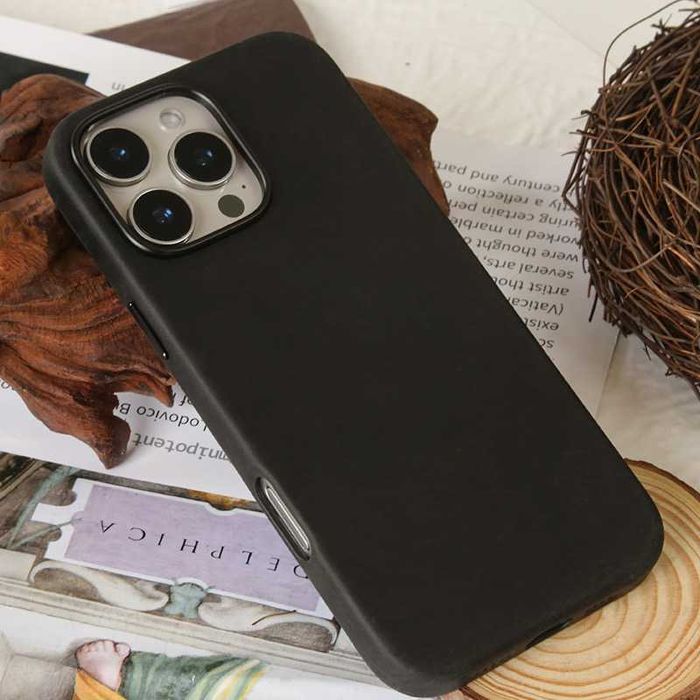 Премиум чехол кожаный чохол iphone 16 pro max Magsafe