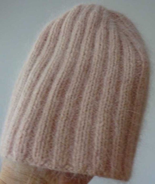 Czapka Wełniana Ciepła Bladoróżowa, Zgrabna, Nieduża