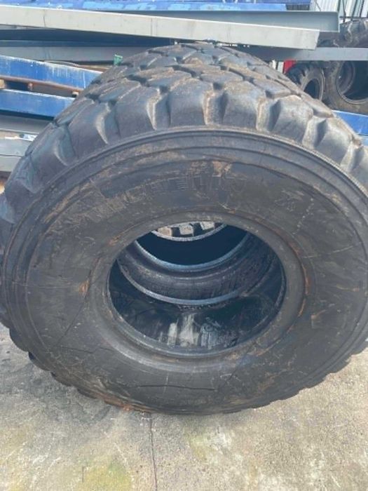 395/85R20 Michelin X