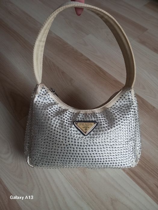 Prada torebka do ręki z cyrkoniami