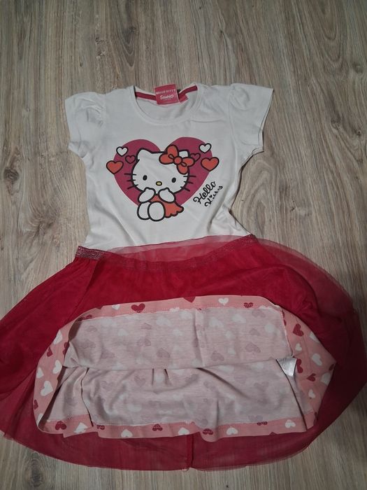 Sukieneczka dla dziewczynki Hello Kitty 122-128