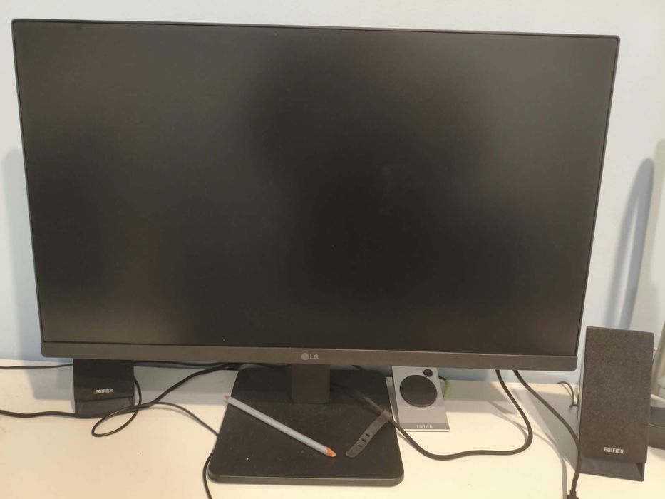 Sprzedam monitor LG
