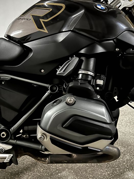 BMW R1200R LC(2018) – O Puro Prazer do Motor Boxer com Quickshifter