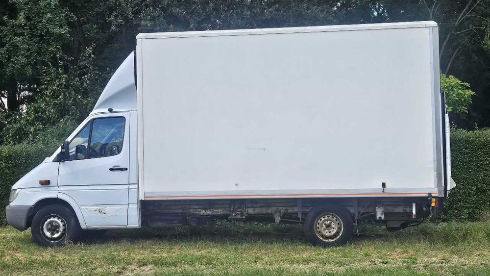 Mercedes Benz Sprinter Kontener Winda
