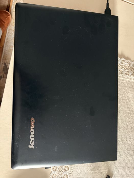 Laptop Lenovo 15 cali