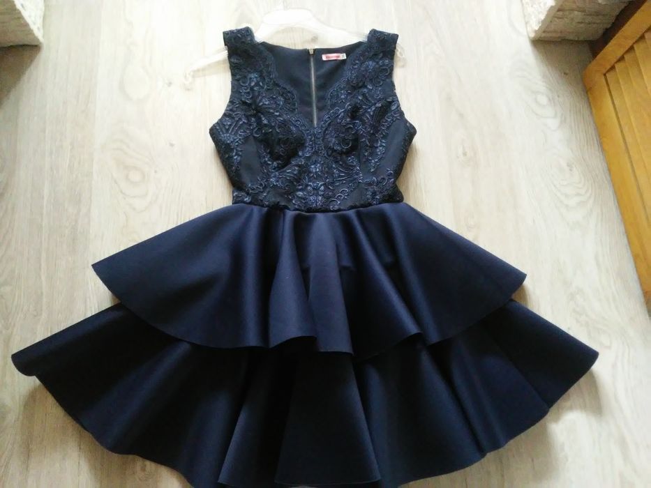 Sukienka rozkloszowana