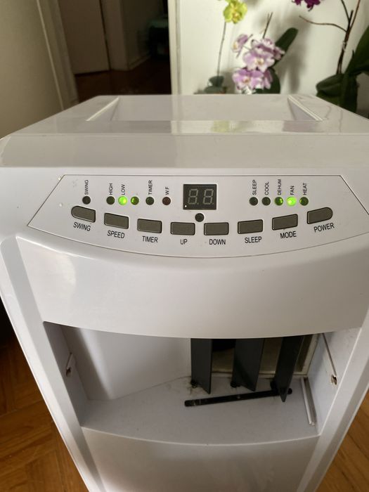 Ar Condicionado portátil p/ reparar