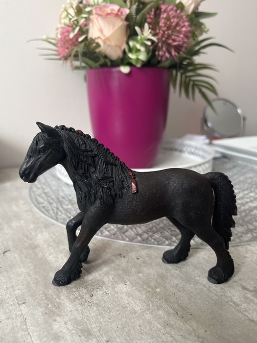 Schleich Klacz Fryzyjska